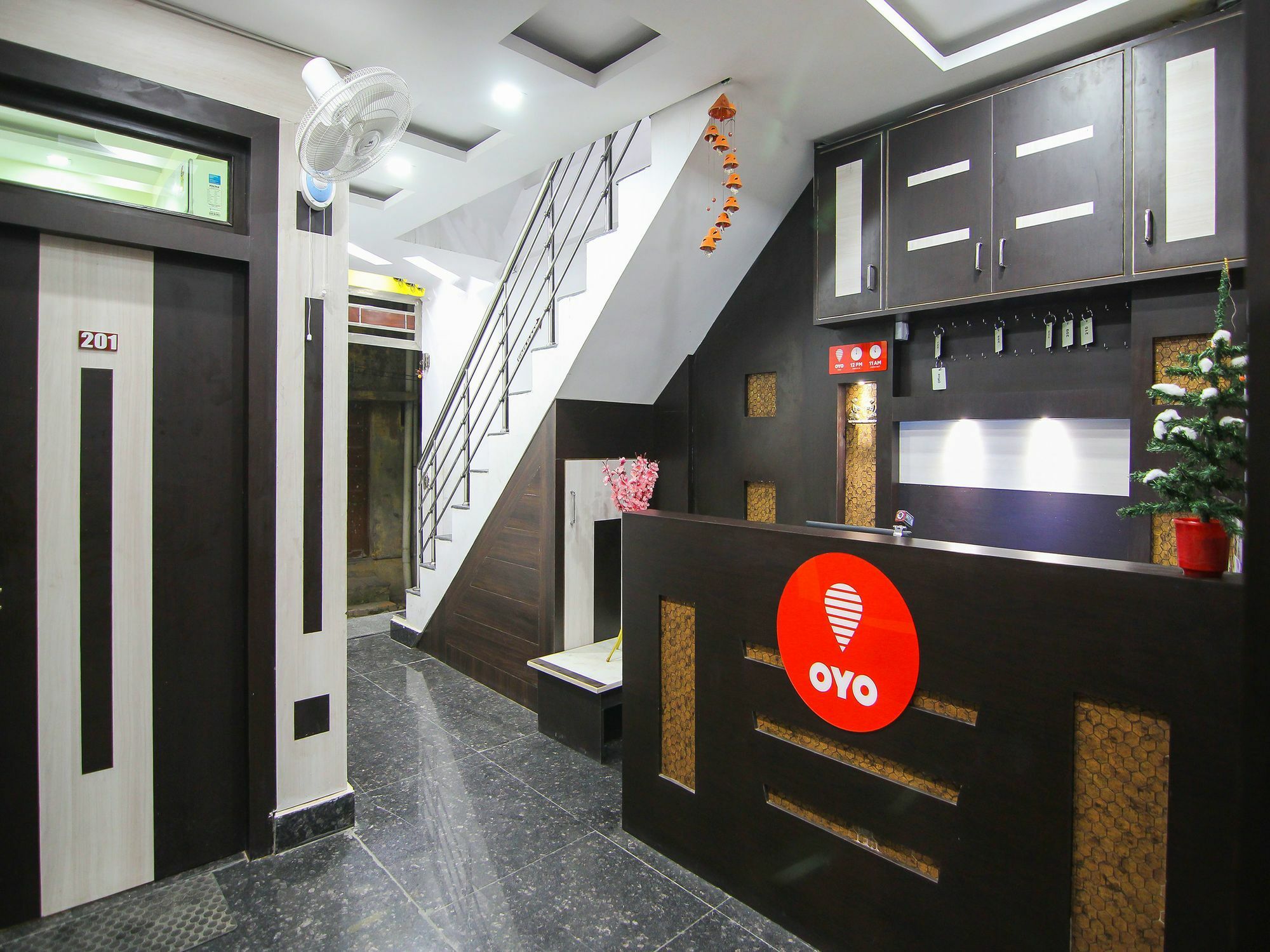 Allāhābād Junction Oyo 12446 Shree Sai Guest House מראה חיצוני תמונה